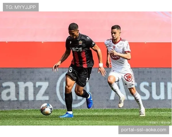 官方消息：主裁判因伤无法继续执法，尼斯对阵雷恩的比赛由第四官员接替